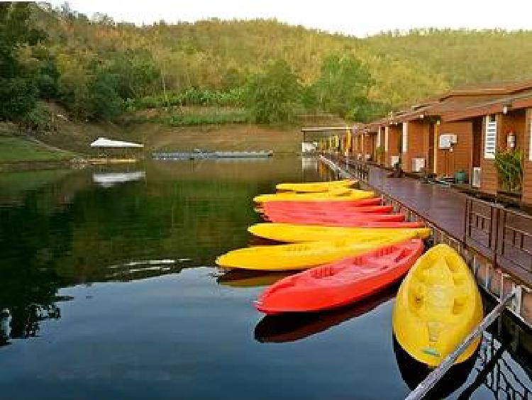 Гребля на каноэ в отдаленных озерах: Чудеса качества воды